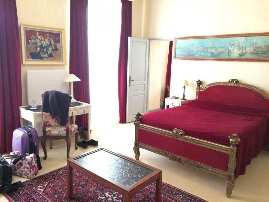 Отель Le Manoir Saint Jean Экстерьер фото